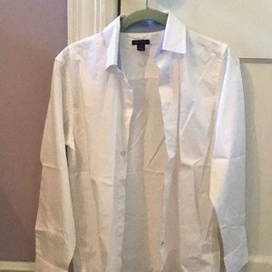 Boys Tommy Hilfiger button down shirt.